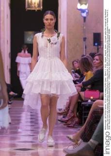 March 2, 2016 - Madrid, Madrid, Spain - A model walks the runway at the fashion company Tot-Hom with presents collection Haute Couture Spring-Summer in 2016-17 at the Residence of the French Embassy in Madrid, March 2, 2016. Madrid Spain  - ZUMAn230