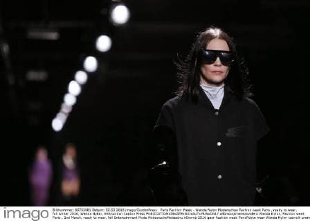 Paris Fashion Week - Wanda Nylon Modenschau Fashion week Paris , ready to wear, fall winter 2016, Wanda Nylon, 644 cordon Cordon Press  alfonsoxjimenezxvalero Wanda Nylon, Fashion week Paris , 2nd March, ready to wear, fall