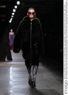 Paris Fashion Week - Wanda Nylon Modenschau Fashion week Paris , ready to wear, fall winter 2016, Wanda Nylon, 644 cordon Cordon Press  alfonsoxjimenezxvalero Wanda Nylon, Fashion week Paris , 2nd March, ready to wear, fall