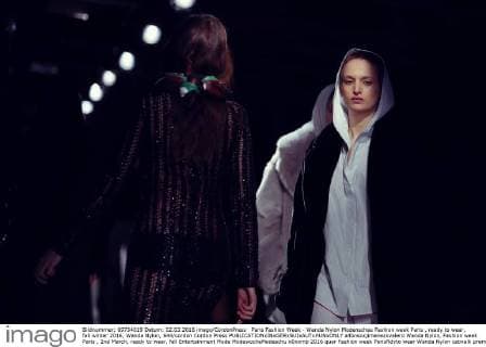 Paris Fashion Week - Wanda Nylon Modenschau Fashion week Paris , ready to wear, fall winter 2016, Wanda Nylon, 644 cordon Cordon Press  alfonsoxjimenezxvalero Wanda Nylon, Fashion week Paris , 2nd March, ready to wear, fall