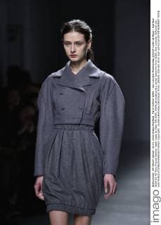 Paris Fashion Week - Guy Laroche Modenschau 205359 Julien de Rosa Starface 2016-03-02 Paris France Fashion week ready to wear AW 2016. Defile de mode pret a porter automne hiver 2016. Guy Laroche. Editorial use only  Copyright: xJulienxdexRosax xStarfacex STAR_205359_005