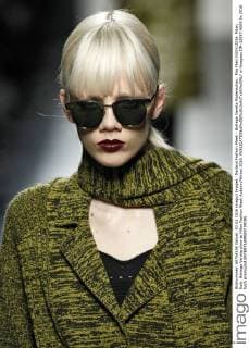 Mailand Fashion Week - Bottega Veneta Modenschau . Pics filed 03 03 2016. Milan, Italy. Bottega Veneta show at Milan Fashion Week Autumn Winter 2016.  xi-Imagesx IIM-12097-0009
