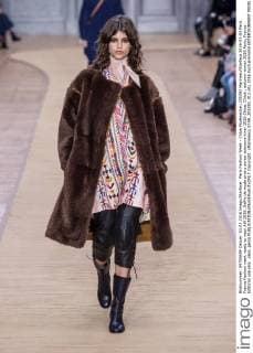 Paris Fashion Week - Chloe Modenschau 205392 Marineau Starface 2016-03-03 Paris France Fashion week ready to wear AW 2016. Defile de mode pret a porter automne hiver 2016.Chloe. Chloé , autumn-winter 2016 Paris, France Editorial use only _sans_perso  Copyright: xMarineaux STAR_205392_012