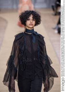 Paris Fashion Week - Chloe Modenschau 205392 Marineau Starface 2016-03-03 Paris France Fashion week ready to wear AW 2016. Defile de mode pret a porter automne hiver 2016.Chloe. Chloé , autumn-winter 2016 Paris, France Editorial use only _sans_perso  Copyright: xMarineaux STAR_205392_023