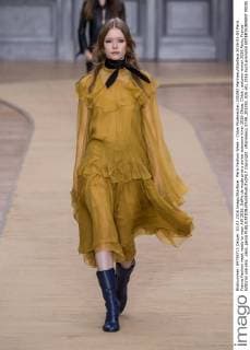 Paris Fashion Week - Chloe Modenschau 205392 Marineau Starface 2016-03-03 Paris France Fashion week ready to wear AW 2016. Defile de mode pret a porter automne hiver 2016.Chloe. Chloé , autumn-winter 2016 Paris, France Editorial use only _sans_perso  Copyright: xMarineaux STAR_205392_026