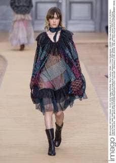 Paris Fashion Week - Chloe Modenschau 205392 Marineau Starface 2016-03-03 Paris France Fashion week ready to wear AW 2016. Defile de mode pret a porter automne hiver 2016.Chloe. Chloé , autumn-winter 2016 Paris, France Editorial use only _sans_perso  Copyright: xMarineaux STAR_205392_036