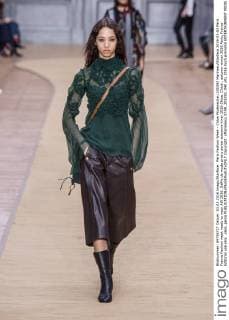 Paris Fashion Week - Chloe Modenschau 205392 Marineau Starface 2016-03-03 Paris France Fashion week ready to wear AW 2016. Defile de mode pret a porter automne hiver 2016.Chloe. Chloé , autumn-winter 2016 Paris, France Editorial use only _sans_perso  Copyright: xMarineaux STAR_205392_040