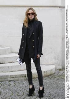 Olivia Palermo CELEBRITES : Defile Balmain - Pret a Porter Automne Hiver - 03 03 2016 GwendolineLeGoff Panoramic 