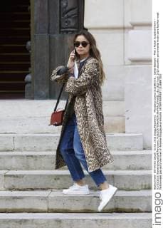 Miroslava Duma CELEBRITES : Defile Balmain - Pret a Porter Automne Hiver - 03 03 2016 GwendolineLeGoff Panoramic 