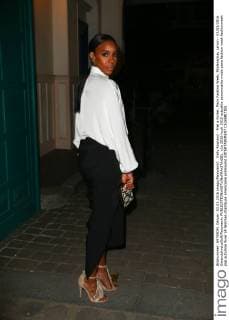 Kelly Rowland - Pret a Porter, Paris Fashion Week, Modenschau Lanvin - 03 03 2016 GwendolineLeGoff Panoramic 