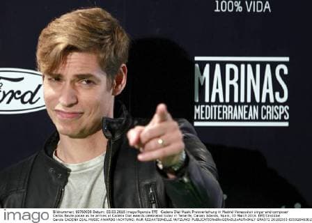Cadena Dial Musik Preisverleihung in Madrid Venezuelan singer and composer Carlos Baute posea as he arrives at Cadena Dial awards celebrated today in Tenerife, Canary Islands, Spain, 03 March 2016. EFE Cristóbal García CADENA DIAL MUSIC AWARDS !ACHTUNG: NUR REDAKTIONELLE NUTZUNG!  GRA571 20160303-635926463015391112