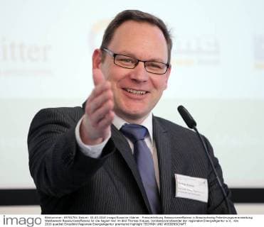Preisverleihung Ressourceneffizienz in Braunschweig Prämierungsveranstaltung Wettbewerb Ressourceneffizienz für die Region hier im Bild Thomas Krause, Vorstandsvorsitzender der regionalen EnergieAgentur e.V,