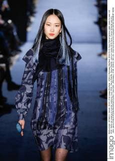 205422 Marineau Starface 2016-03-03 Paris France Fashion week ready to wear AW 2016. Defile de mode pret a porter automne hiver 2016. Alexis Mabille. Alexis Mabille , autumn-winter 2016 Paris, France Editorial use only _sans_perso  Copyright: xMarineaux STAR_205422_003
