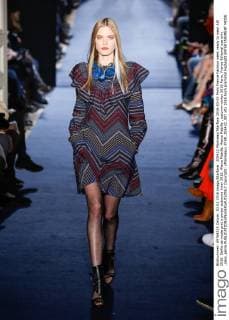 205422 Marineau Starface 2016-03-03 Paris France Fashion week ready to wear AW 2016. Defile de mode pret a porter automne hiver 2016. Alexis Mabille. Alexis Mabille , autumn-winter 2016 Paris, France Editorial use only _sans_perso  Copyright: xMarineaux STAR_205422_007