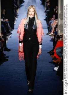 205422 Marineau Starface 2016-03-03 Paris France Fashion week ready to wear AW 2016. Defile de mode pret a porter automne hiver 2016. Alexis Mabille. Alexis Mabille , autumn-winter 2016 Paris, France Editorial use only _sans_perso  Copyright: xMarineaux STAR_205422_012