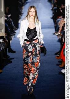 205422 Marineau Starface 2016-03-03 Paris France Fashion week ready to wear AW 2016. Defile de mode pret a porter automne hiver 2016. Alexis Mabille. Alexis Mabille , autumn-winter 2016 Paris, France Editorial use only _sans_perso  Copyright: xMarineaux STAR_205422_016