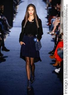 205422 Marineau Starface 2016-03-03 Paris France Fashion week ready to wear AW 2016. Defile de mode pret a porter automne hiver 2016. Alexis Mabille. Alexis Mabille , autumn-winter 2016 Paris, France Editorial use only _sans_perso  Copyright: xMarineaux STAR_205422_021
