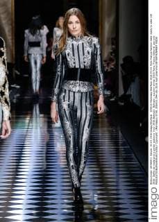 205420 Marineau Starface 2016-03-03 Paris France Fashion week ready to wear AW 2016. Defile de mode pret a porter automne hiver 2016.Balmain. Balmain , autumn-winter 2016 Paris, France Editorial use only  Copyright: xMarineaux STAR_205420_044