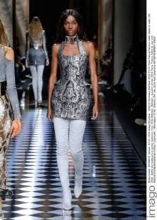 205420 Marineau Starface 2016-03-03 Paris France Fashion week ready to wear AW 2016. Defile de mode pret a porter automne hiver 2016.Balmain. Balmain , autumn-winter 2016 Paris, France Editorial use only  Copyright: xMarineaux STAR_205420_047