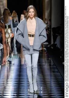205420 Marineau Starface 2016-03-03 Paris France Fashion week ready to wear AW 2016. Defile de mode pret a porter automne hiver 2016.Balmain. Balmain , autumn-winter 2016 Paris, France Editorial use only  Copyright: xMarineaux STAR_205420_048
