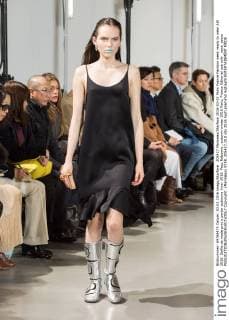 205427 Marineau Starface 2016-03-03 Paris France Fashion week ready to wear AW 2016. Defile de mode pret a porter automne hiver 2016. Paco Rabanne , autumn-winter 2016 Paris, France Editorial use only _sans_perso  Copyright: xMarineaux STAR_205427_018