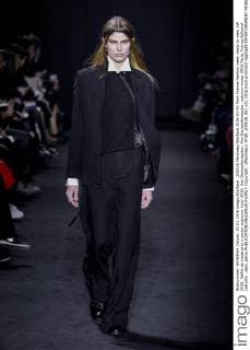 205428 Marineau Starface 2016-03-03 Paris France Fashion week ready to wear AW 2016. Defile de mode pret a porter automne hiver 2016. Ann Demeulemeester. Ann Demeulemeester, autumn-winter 2016 Paris, France Editorial use only _sans_perso  Copyright: xMarineaux STAR_205428_001