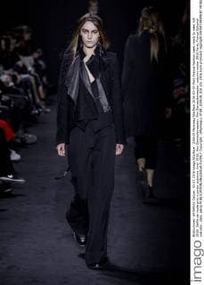 205428 Marineau Starface 2016-03-03 Paris France Fashion week ready to wear AW 2016. Defile de mode pret a porter automne hiver 2016. Ann Demeulemeester. Ann Demeulemeester, autumn-winter 2016 Paris, France Editorial use only _sans_perso  Copyright: xMarineaux STAR_205428_010