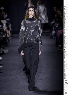 205428 Marineau Starface 2016-03-03 Paris France Fashion week ready to wear AW 2016. Defile de mode pret a porter automne hiver 2016. Ann Demeulemeester. Ann Demeulemeester, autumn-winter 2016 Paris, France Editorial use only _sans_perso  Copyright: xMarineaux STAR_205428_021