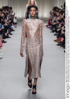 205429 Marineau Starface 2016-03-03 Paris France Fashion week ready to wear AW 2016. Defile de mode pret a porter automne hiver 2016. Lanvin. Lanvin , autumn-winter 2016 Paris, France Editorial use only _sans_perso  Copyright: xMarineaux STAR_205429_003