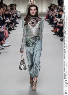 205429 Marineau Starface 2016-03-03 Paris France Fashion week ready to wear AW 2016. Defile de mode pret a porter automne hiver 2016. Lanvin. Lanvin , autumn-winter 2016 Paris, France Editorial use only _sans_perso  Copyright: xMarineaux STAR_205429_020