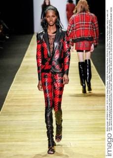 205430 Marineau Starface 2016-03-03 Paris France Fashion week ready to wear AW 2016. Defile de mode pret a porter automne hiver 2016.Barbara Bui. Barbara Bui, autumn-winter 2016 Paris, France Editorial use only _sans_perso  Copyright: xMarineaux STAR_205430_015