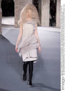205433 Marineau Starface 2016-03-03 Paris France Fashion week ready to wear AW 2016. Defile de mode pret a porter automne hiver 2016. Rick Owens Rick Owens, autumn-winter 2016 Paris, France Editorial use only _sans_perso  Copyright: xMarineaux STAR_205433_007