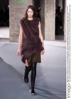 205433 Marineau Starface 2016-03-03 Paris France Fashion week ready to wear AW 2016. Defile de mode pret a porter automne hiver 2016. Rick Owens Rick Owens, autumn-winter 2016 Paris, France Editorial use only _sans_perso  Copyright: xMarineaux STAR_205433_023
