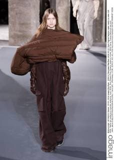 205433 Marineau Starface 2016-03-03 Paris France Fashion week ready to wear AW 2016. Defile de mode pret a porter automne hiver 2016. Rick Owens Rick Owens, autumn-winter 2016 Paris, France Editorial use only _sans_perso  Copyright: xMarineaux STAR_205433_032