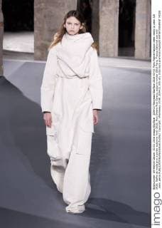 205433 Marineau Starface 2016-03-03 Paris France Fashion week ready to wear AW 2016. Defile de mode pret a porter automne hiver 2016. Rick Owens Rick Owens, autumn-winter 2016 Paris, France Editorial use only _sans_perso  Copyright: xMarineaux STAR_205433_035