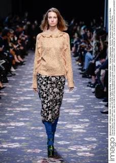 Paris Fashion Week - Rochas Modenschau 205434 Marineau Starface 2016-03-03 Paris France Fashion week ready to wear AW 2016. Defile de mode pret a porter automne hiver 2016. Rochas. Rochas, autumn-winter 2016 Paris, France Editorial use only _sans_perso  Copyright: xMarineaux STAR_205434_007