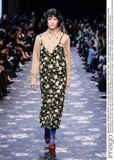 Paris Fashion Week - Rochas Modenschau 205434 Marineau Starface 2016-03-03 Paris France Fashion week ready to wear AW 2016. Defile de mode pret a porter automne hiver 2016. Rochas. Rochas, autumn-winter 2016 Paris, France Editorial use only _sans_perso  Copyright: xMarineaux STAR_205434_010