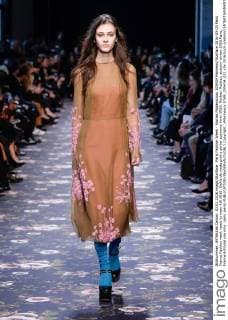 Paris Fashion Week - Rochas Modenschau 205434 Marineau Starface 2016-03-03 Paris France Fashion week ready to wear AW 2016. Defile de mode pret a porter automne hiver 2016. Rochas. Rochas, autumn-winter 2016 Paris, France Editorial use only _sans_perso  Copyright: xMarineaux STAR_205434_032