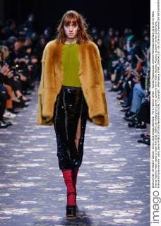 Paris Fashion Week - Rochas Modenschau 205434 Marineau Starface 2016-03-03 Paris France Fashion week ready to wear AW 2016. Defile de mode pret a porter automne hiver 2016. Rochas. Rochas, autumn-winter 2016 Paris, France Editorial use only _sans_perso  Copyright: xMarineaux STAR_205434_033