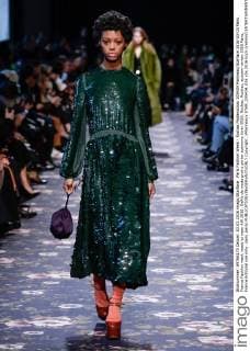 Paris Fashion Week - Rochas Modenschau 205434 Marineau Starface 2016-03-03 Paris France Fashion week ready to wear AW 2016. Defile de mode pret a porter automne hiver 2016. Rochas. Rochas, autumn-winter 2016 Paris, France Editorial use only _sans_perso  Copyright: xMarineaux STAR_205434_036
