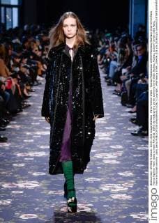 Paris Fashion Week - Rochas Modenschau 205434 Marineau Starface 2016-03-03 Paris France Fashion week ready to wear AW 2016. Defile de mode pret a porter automne hiver 2016. Rochas. Rochas, autumn-winter 2016 Paris, France Editorial use only _sans_perso  Copyright: xMarineaux STAR_205434_039