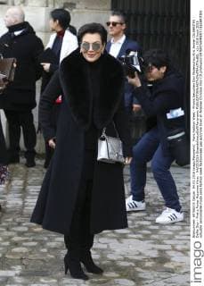 Paris Fashion Week - Promis besuchen Dior Modenschau Kris Jenner CELEBRITES : Defile Dior - Pret a Porter Automne Hiver - 04 03 2016 GwendolineLeGoff Panoramic 
