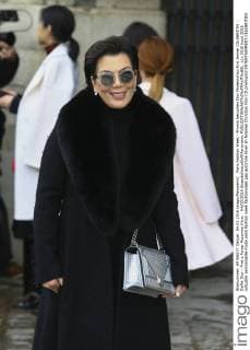 Paris Fashion Week - Promis besuchen Dior Modenschau Kris Jenner CELEBRITES : Defile Dior - Pret a Porter Automne Hiver - 04 03 2016 GwendolineLeGoff Panoramic 