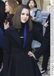Paris Fashion Week - Promis besuchen Dior Modenschau Marina Kaye CELEBRITES : Defile Dior - Pret a Porter Automne Hiver - 04 03 2016 GwendolineLeGoff Panoramic 