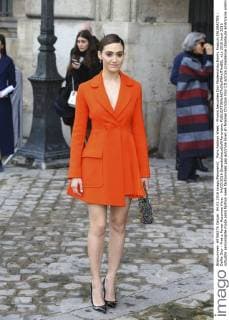 Paris Fashion Week - Promis besuchen Dior Modenschau Emmy Rossum CELEBRITES : Defile Dior - Pret a Porter Automne Hiver - 04 03 2016 GwendolineLeGoff Panoramic 