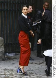 Paris Fashion Week - Promis besuchen Dior Modenschau Jessica Alba CELEBRITES : Defile Dior - Pret a Porter Automne Hiver - 04 03 2016 GwendolineLeGoff Panoramic 