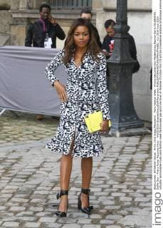 Paris Fashion Week - Promis besuchen Dior Modenschau Naomie Harris CELEBRITES : Defile Dior - Pret a Porter Automne Hiver - 04 03 2016 GwendolineLeGoff Panoramic 
