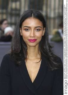 Paris Fashion Week - Promis besuchen Dior Modenschau Flora Coquerel CELEBRITES : Defile Dior - Pret a Porter Automne Hiver - 04 03 2016 GwendolineLeGoff Panoramic 