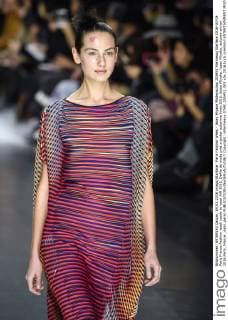 Paris Fashion Week - Issey Miyake Modenschau 205451 Marineau Starface 2016-03-04 Paris France Fashion week ready to wear AW 2016. Defile de mode pret a porter automne hiver 2016. Issey Miyake. Issey Miyake, autumn-winter 2016 Paris, France _sans_perso  Copyright: xMarineaux STAR_205451_005