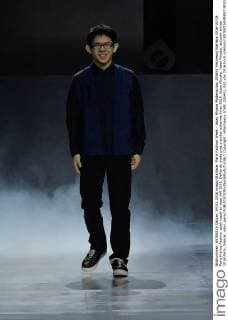Paris Fashion Week - Issey Miyake Modenschau 205451 Marineau Starface 2016-03-04 Paris France Fashion week ready to wear AW 2016. Defile de mode pret a porter automne hiver 2016. Issey Miyake. Issey Miyake, autumn-winter 2016 Paris, France _sans_perso  Copyright: xMarineaux STAR_205451_053